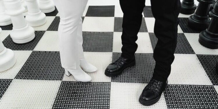 How {Couples} Can Overcome the Anxious–Avoidant Loop