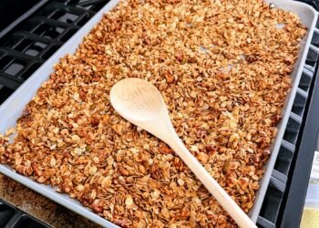 Wholesome Granola Recipe (Sugar Free & Simple to Make) • Kath Eats
