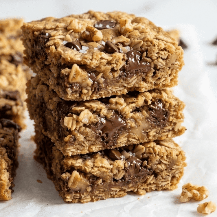 Wholesome Excessive Protein Oatmeal Chocolate Chip Breakfast Bars