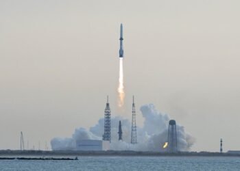 Blue Origin landed its recycled New Glenn booster however didn’t put payload in orbit