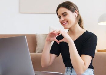 Digital Etiquette for Wellbeing: Talk Higher On-line