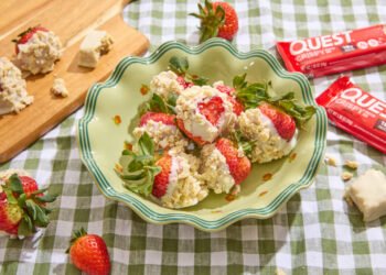 Crispy Fruity Cereal White Chocolate Dipped Strawberries Recipe