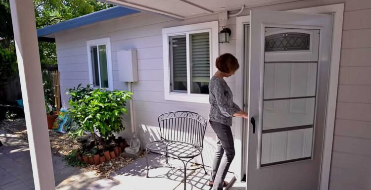 Daughter’s storage ADU transformation helps mother reside
