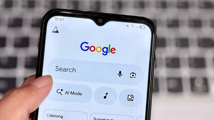 Google Experiments With Sending Chrome Searches Straight To AI