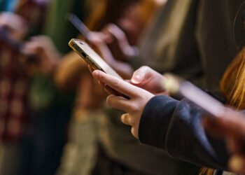 UK Will Ban Social Media For Youngsters Below 16
