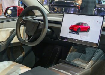 Tesla Settles Lawsuit Over Deadly Pedestrian Crash Involving Full Self-Driving