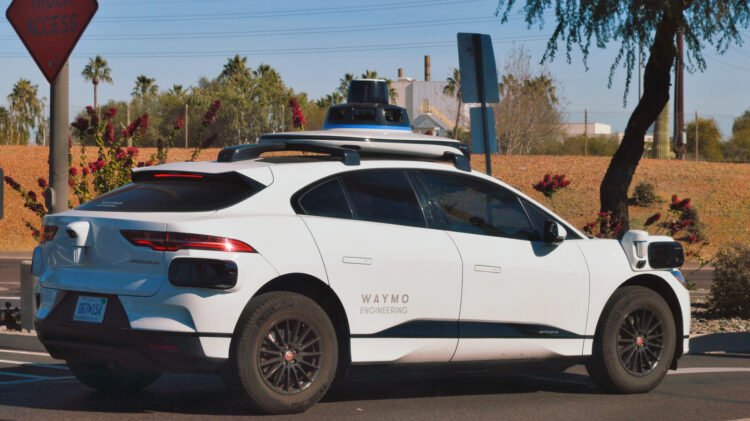 Uber Is No Longer Providing Waymo Rides In Phoenix