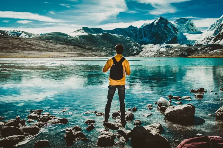 5 Helpful Tricks to Letting Go of Your Previous Self & Permitting Development