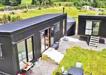 This peaceable tiny dwelling reveals that much less actually is extra