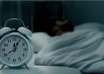 The right way to Create a Optimistic Bedtime Routine for Deeper, Extra Restful Sleep |