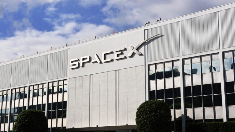 Report Suggests SpaceX Is Testing A Handheld AI System, Musk Says It is ‘Completely False’