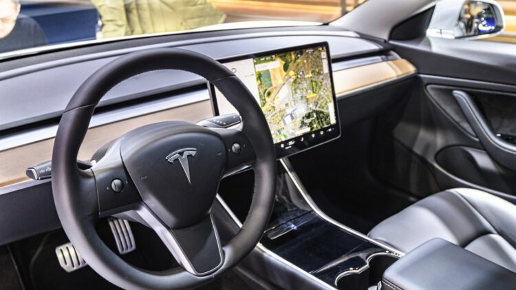 Tesla Driver Charged With Manslaughter For Texas Crash That Killed A Lady In Her House