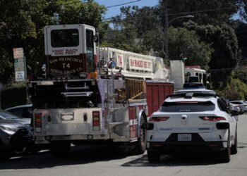 NHTSA Calls Out Autonomous Vehicles For Interfering With First Responders