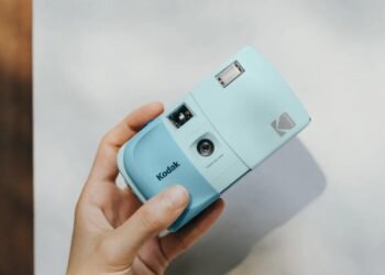 The Kodak EC35 Is A Pocketable, Newbie-Pleasant 35mm Movie Digital camera