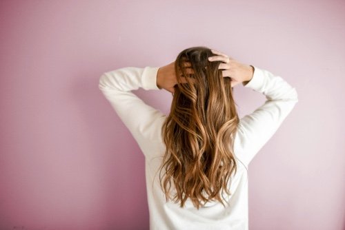 4 Habits that Hold Holding the Better of Us Again in Life