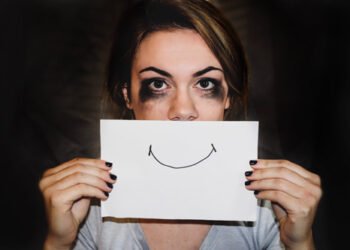 3 Habits of Unhappiness 90 % of Us Give up to Each Day