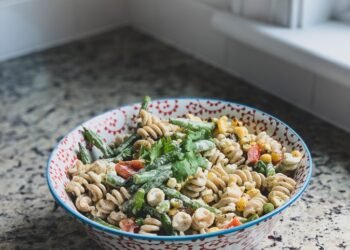 Summer time Pasta Salad with Creamy Herb Dressing (Prepared in 20 Minutes) • Kath Eats