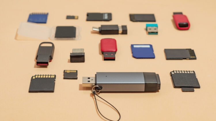Earlier than You Throw Out Your Outdated USB Drives, Do This First