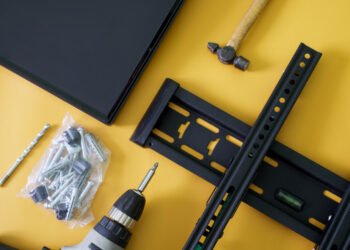 What Is A VESA Mount And How To Know What Kind Your TV Has