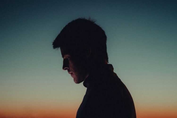 7 Methods to Shield Your Peace from Different Individuals’s Negativity