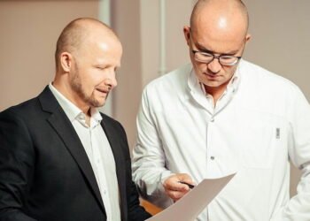 Counselor vs. Therapist vs. Psychologist: How They Differ