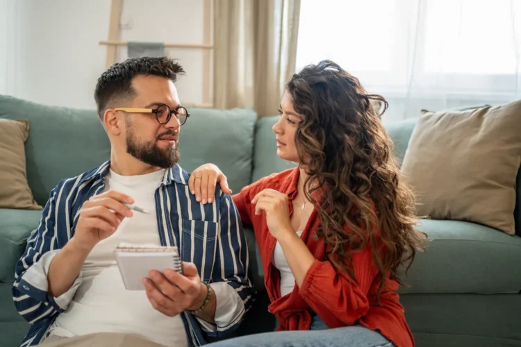 Easy methods to Have a Relationship Test-In