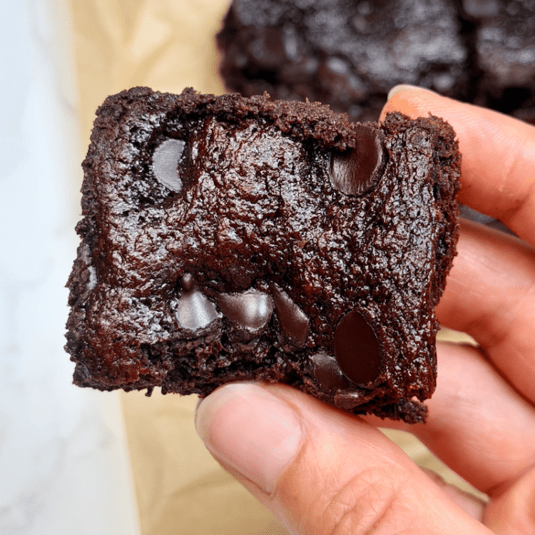 Grain-Free Pink Velvet Protein Brownies [dairy-free + no added sugar] • Wholesome Helper