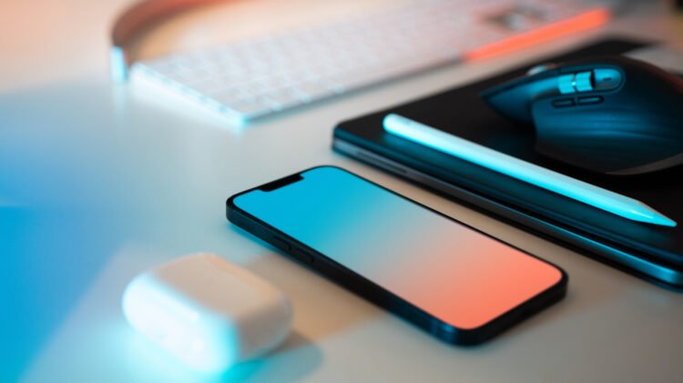 Why Are iPhones Extra Costly Than iPads?
