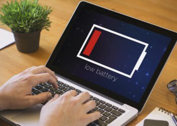 How Lengthy Ought to A Laptop computer Battery Final On A Single Cost?