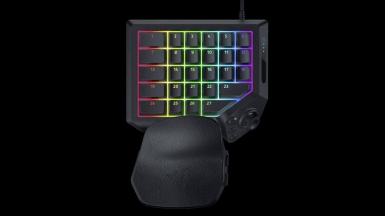 Razer Refreshes The One-Handed Tartarus Professional Keyboard With Improved Switches