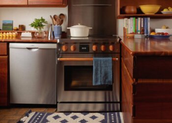 Copper’s Newest Excessive-Finish Induction Range Brings The Warmth Higher Than Ever