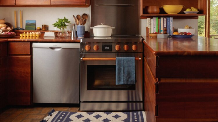 Copper’s Newest Excessive-Finish Induction Range Brings The Warmth Higher Than Ever