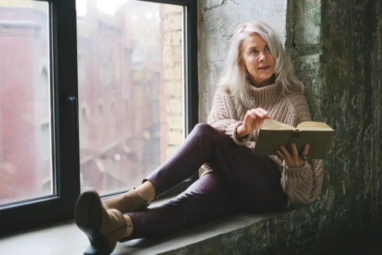 8 Wonderful Optimistic Mindset Books to Jumpstart Your Journey