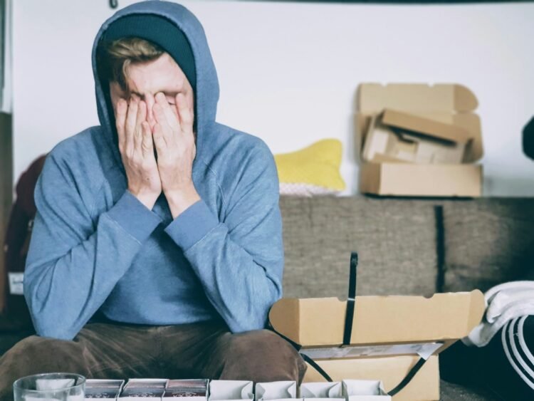 10 Issues in Life We Typically Maintain On to for Means Too Lengthy