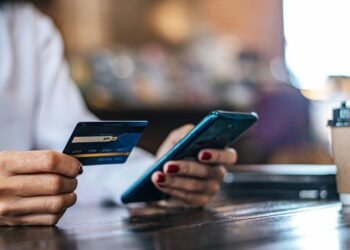 How Inflation Is Pushing Individuals Towards Payment-Free Banking 