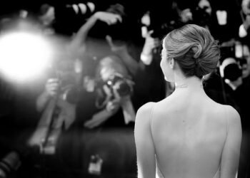 120 Humorous Quotes From Well-known Folks: Hilarious Humor by Celebrities