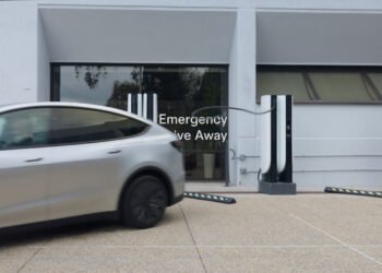 Tesla Rolls Out An Emergency Drive-Away Characteristic After Supercharger Taking pictures