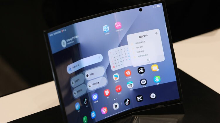 Frequent Errors You Ought to Keep away from When Utilizing Foldable Telephones