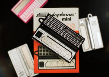 The New Stylophone Mini Packs In Iconic Sounds And Comes In Three Nifty Colours