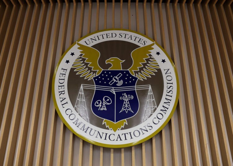 The FCC Proposes New Mid-Band Spectrum Public sale And Unlocking 800MHz For Drones