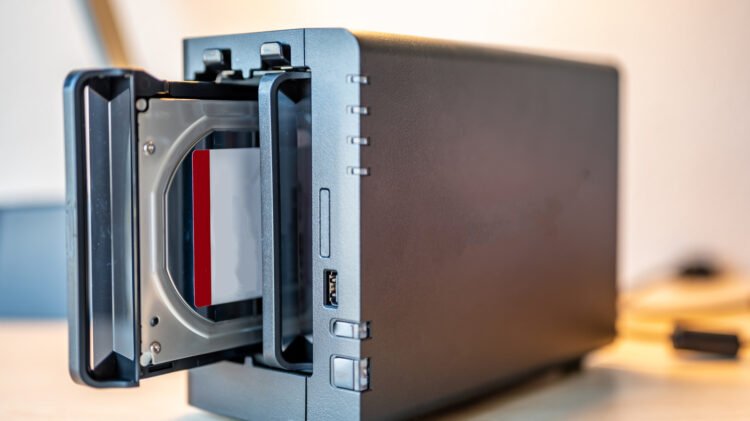 How To Flip Your Previous Onerous Drives Into A RAID Array