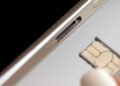 You Do not Have To Flip Off Your Cellphone To Swap SIM Playing cards (However You Most likely Ought to)