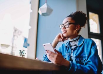 ‘I can breathe once more’. Readers share their experiences of a extra balanced media weight loss plan – Optimistic Information