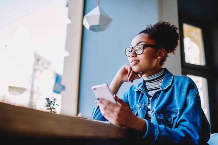 ‘I can breathe once more’. Readers share their experiences of a extra balanced media weight loss plan – Optimistic Information